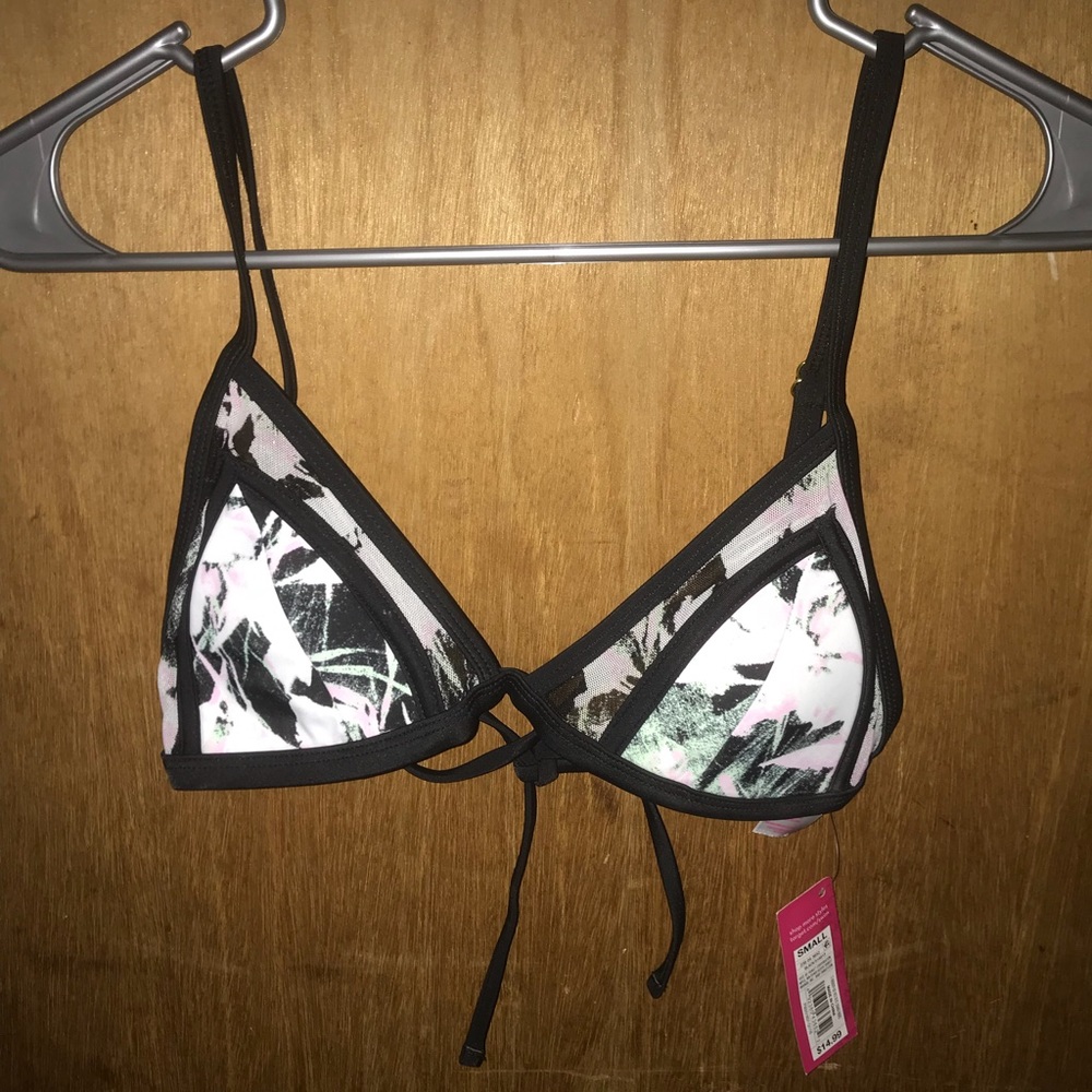 Bathing suit top